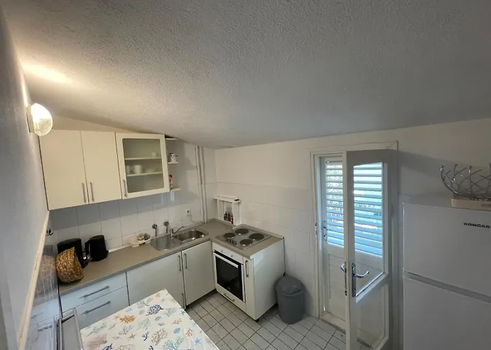 Apartman Bugenvila *