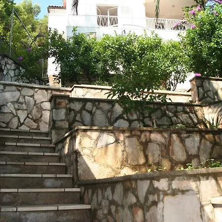 Bugenvila Vrboska