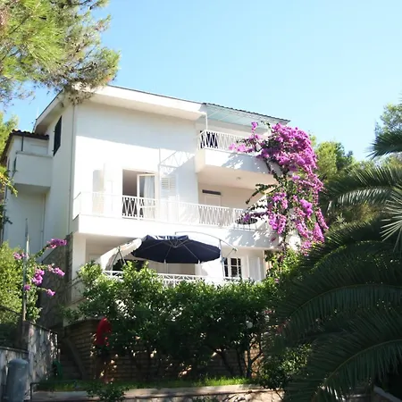 Appartement Bugenvila