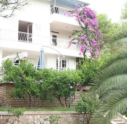 Bugenvila Vrboska